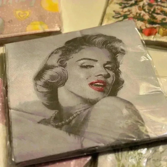 NEW Color Napkins/Printed Tissues/Fashion Tissues x 200pcs - Picture 7 of 14